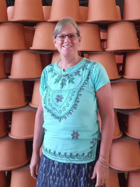 Picture of Dawn Lewis